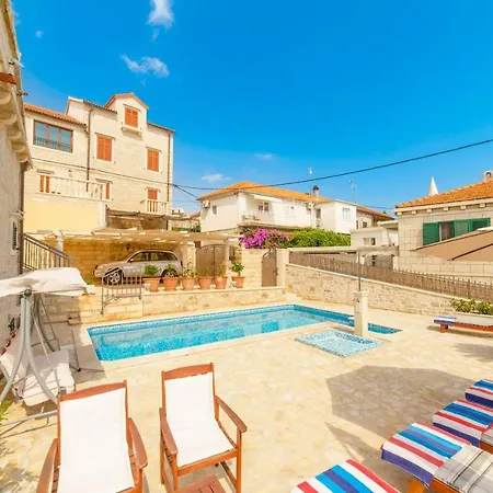 Marinero Villa *