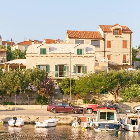 Marinero Villa Sumartin