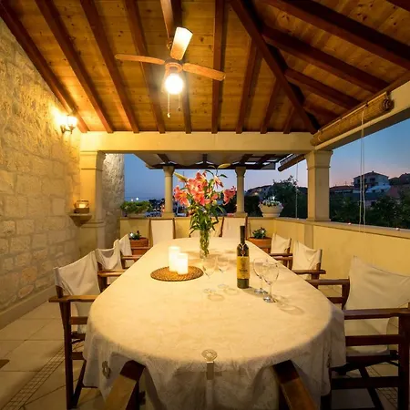 Marinero Villa
